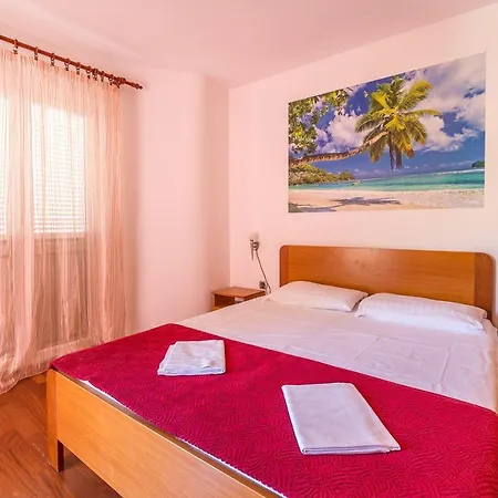 Mit Klima, Wifi, Balkon Nur 350 Meter Zum * Baska (Krk)