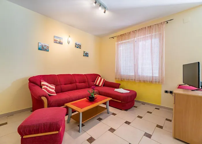 Mit Klima, Wifi, Balkon Nur 350 Meter Zum