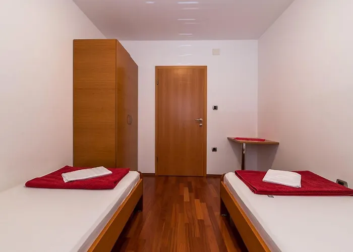 Apartment Mit Klima, Wifi, Balkon Nur 350 Meter Zum