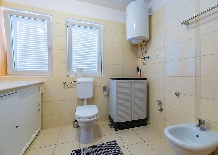 Apartment Mit Klima, Wifi, Balkon Nur 350 Meter Zum