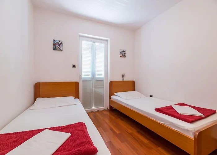 Mit Klima, Wifi, Balkon Nur 350 Meter Zum Apartment