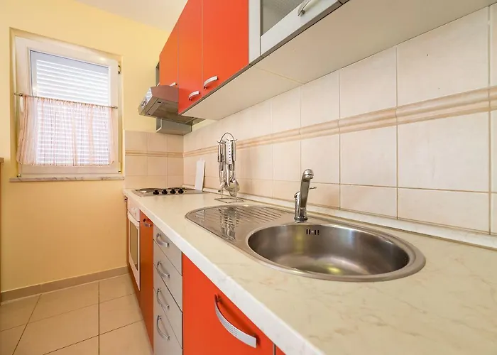 Mit Klima, Wifi, Balkon Nur 350 Meter Zum Apartment Baska (Krk)