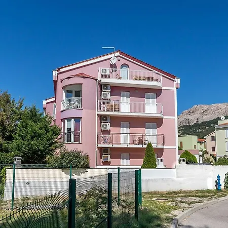 Mit Klima, Wifi, Balkon Nur 350 Meter Zum Apartment Baska (Krk)