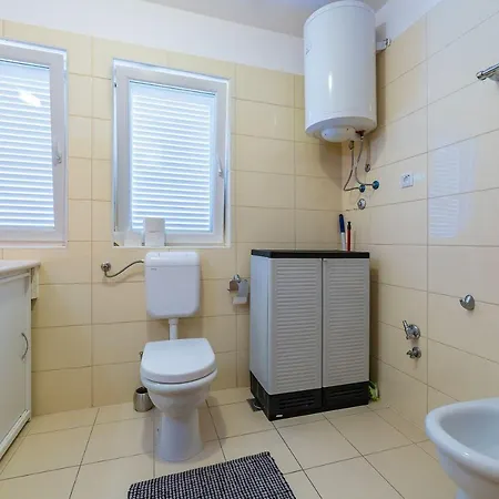 Apartment Mit Klima, Wifi, Balkon Nur 350 Meter Zum