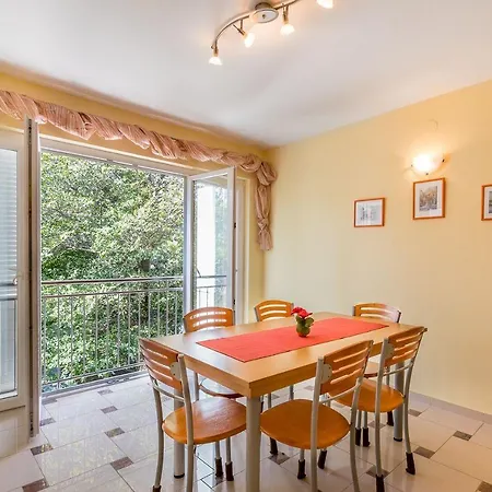 Mit Klima, Wifi, Balkon Nur 350 Meter Zum * Baska (Krk)