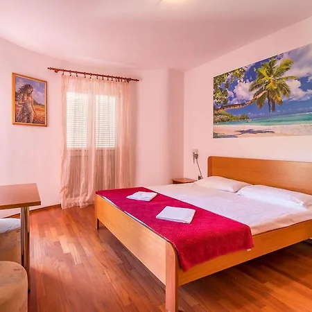 Mit Klima, Wifi, Balkon Nur 350 Meter Zum Apartament Baška