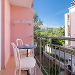 Mit Klima, Wifi, Balkon Nur 350 Meter Zum Baska (Krk)
