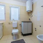 Apartment Mit Klima, Wifi, Balkon Nur 350 Meter Zum